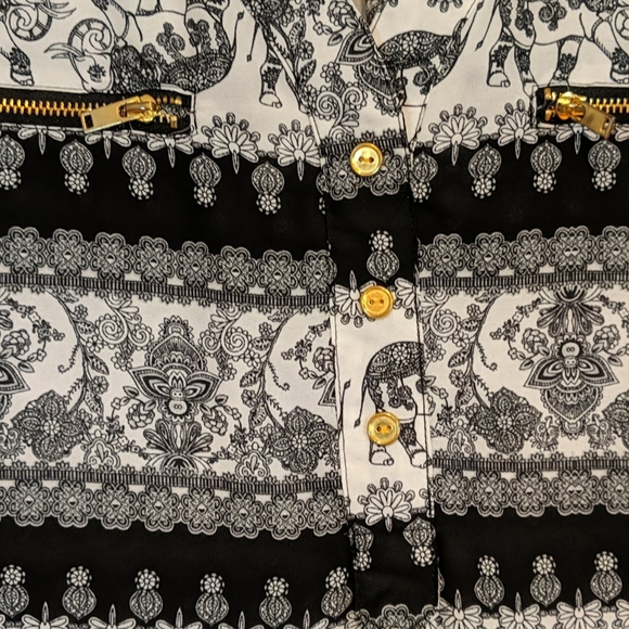 Top - Picture 2 of 5